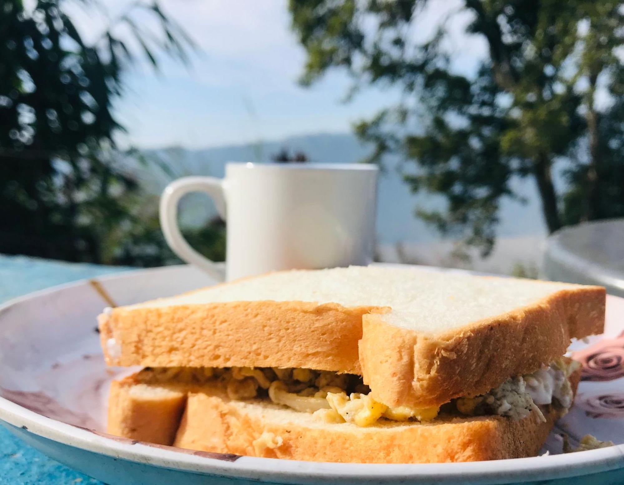 Hom'S Homestay & Farmstay Sarangkot Pokhara Eksteriør bilde