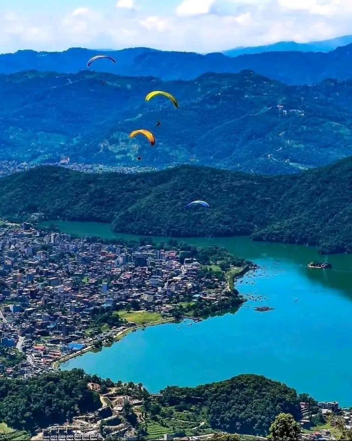 Hom'S Homestay & Farmstay Sarangkot Pokhara Eksteriør bilde