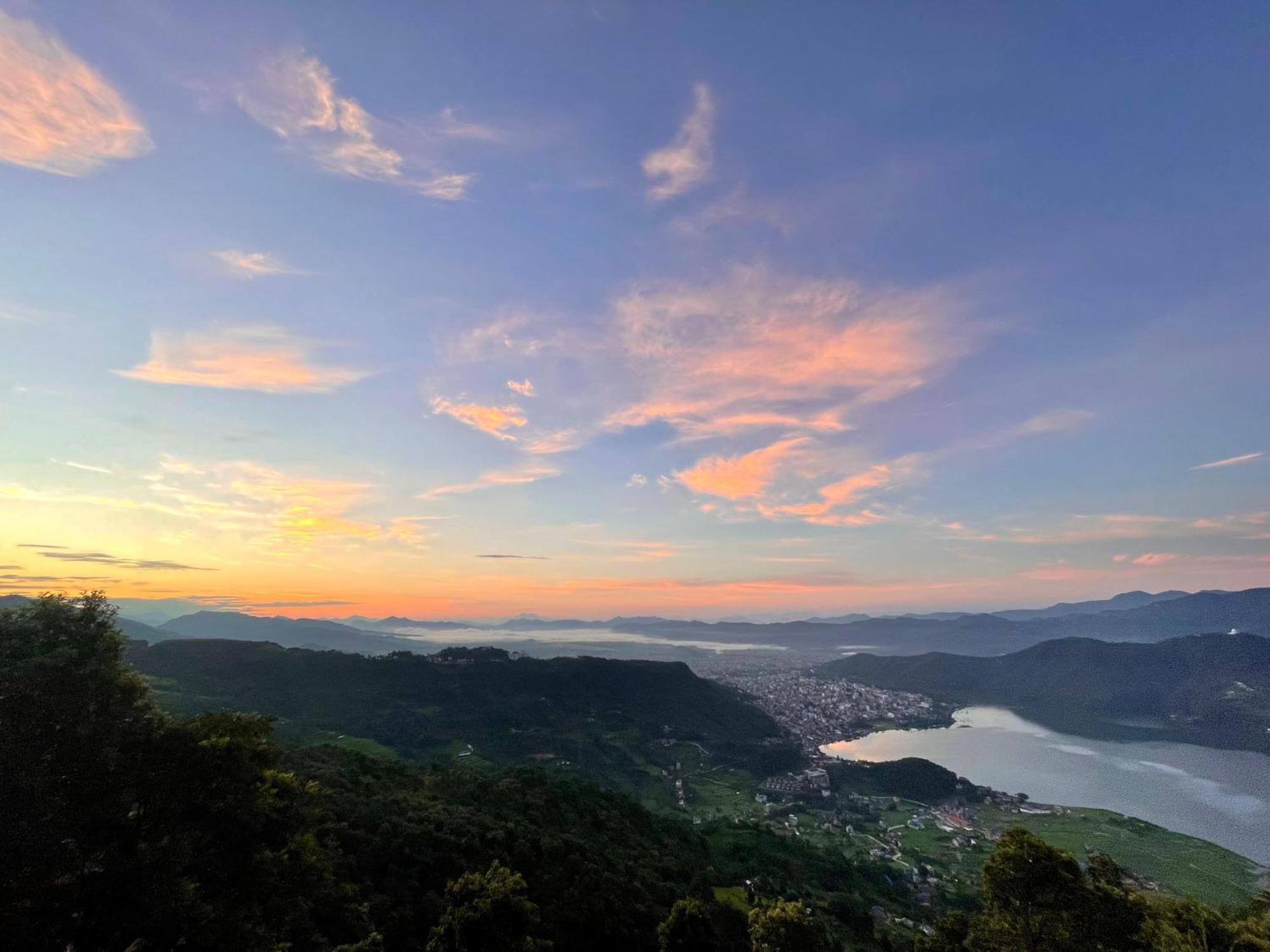 Hom'S Homestay & Farmstay Sarangkot Pokhara Eksteriør bilde