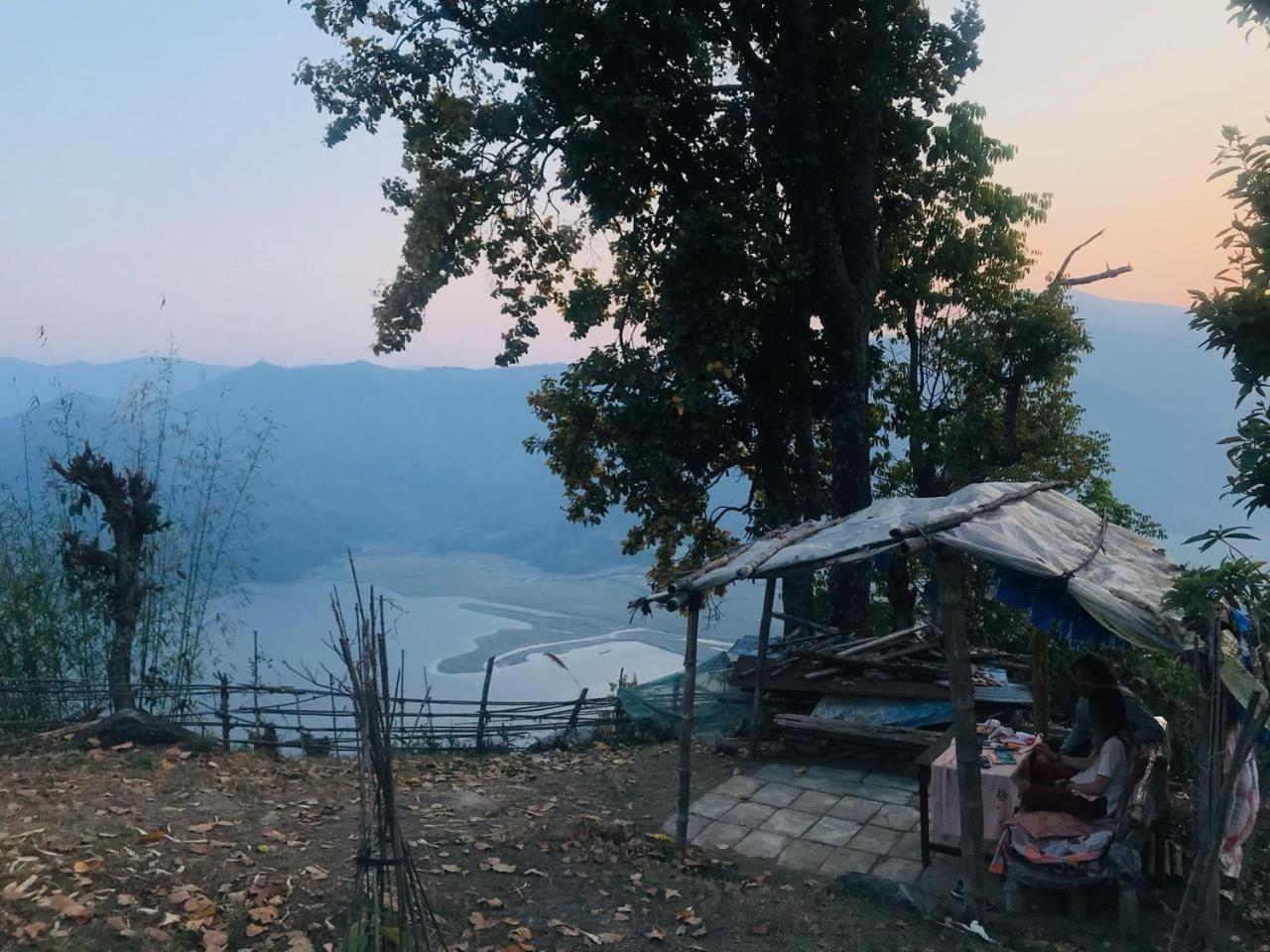 Hom'S Homestay & Farmstay Sarangkot Pokhara Eksteriør bilde