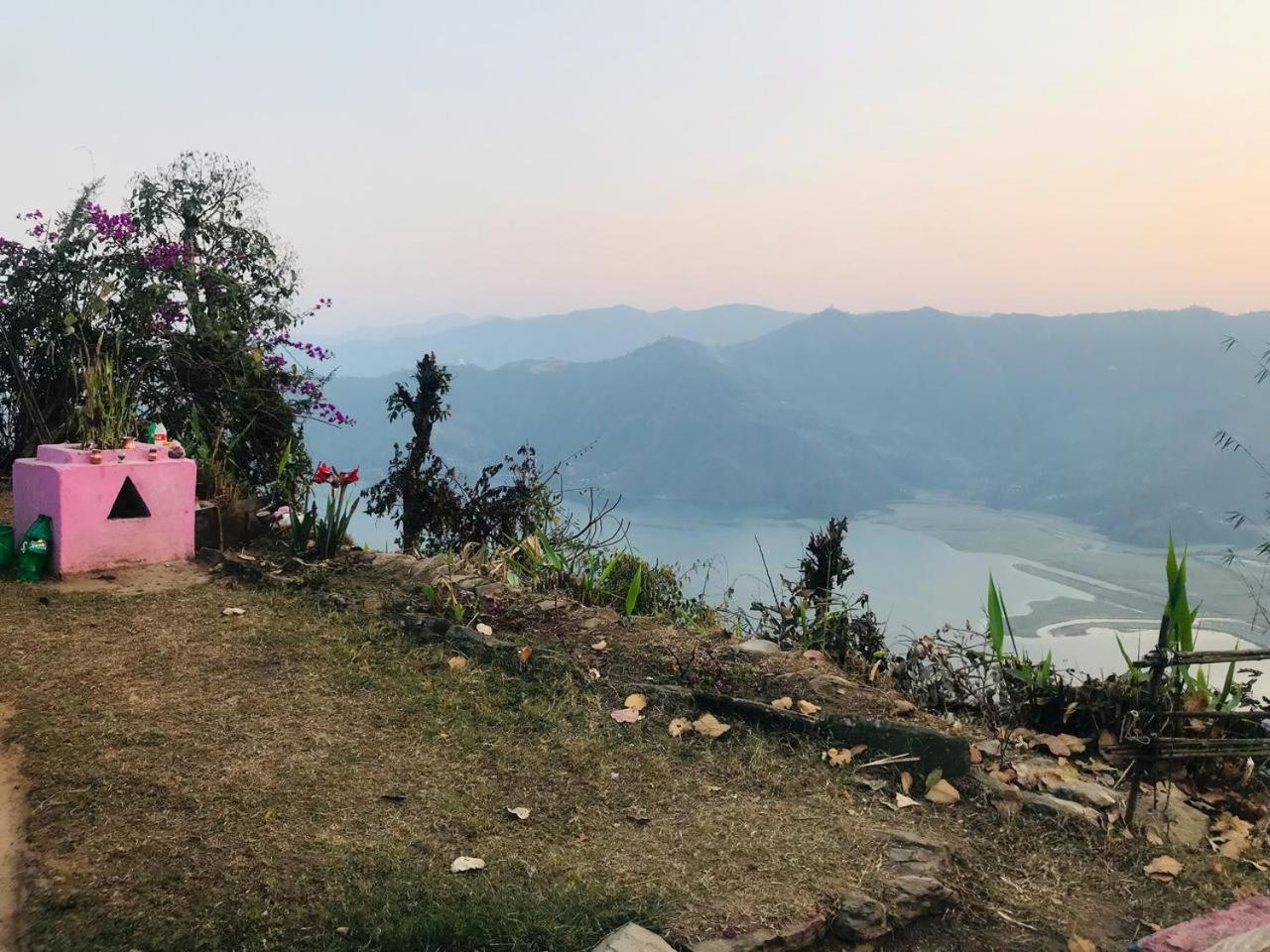 Hom'S Homestay & Farmstay Sarangkot Pokhara Eksteriør bilde