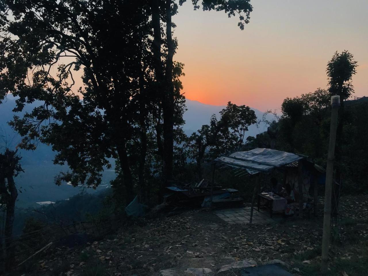 Hom'S Homestay & Farmstay Sarangkot Pokhara Eksteriør bilde